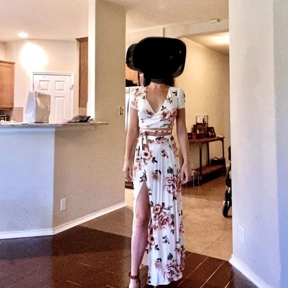 Forever 21 floral maxi skirt set